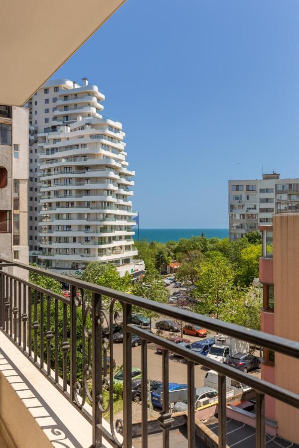 Apartments Flora 1 Burgas Stad Buitenkant foto